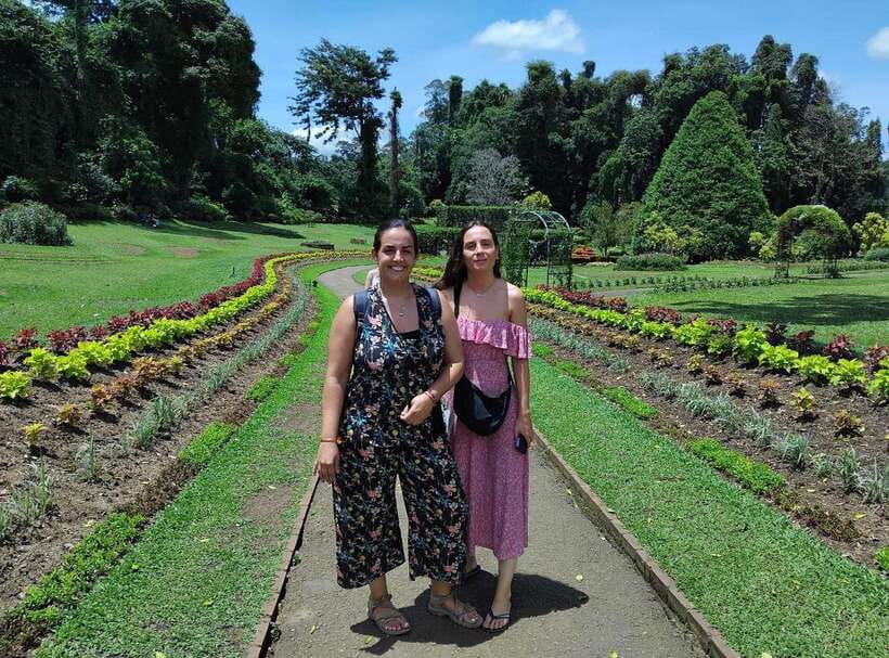 Kandy City Tour by Tuk Tuk with hotel Pickup and Dropoff - The Big Buddha and the city’s upper views