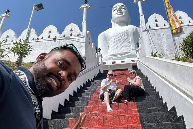 Kandy City Tour by TukTuk with Laka - The Royal Botanical Gardens deserve your time