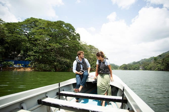 Kandy City Tour with Ambuluwawa by Tuk Tuk - Kandy View Point for a Quick City Pause