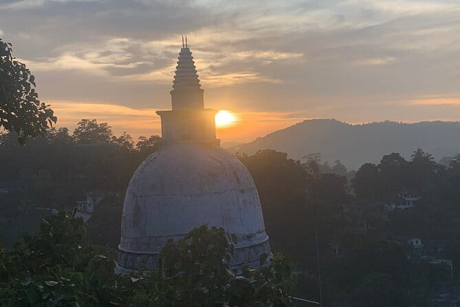 Kandy City Tour With Modern Tuk Tuk - The giant Buddha at Bahiravokanda