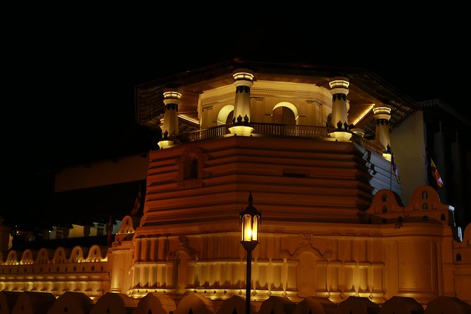 Kandy Day Tour From Colombo - Temple of the Sacred Tooth Relic