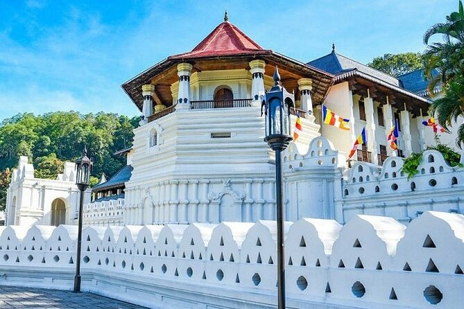 Kandy Day trip from Kalutara Beruwala Bentota Aluthgama Wadduwa - Why Kandy works as a full-day trip from the coast