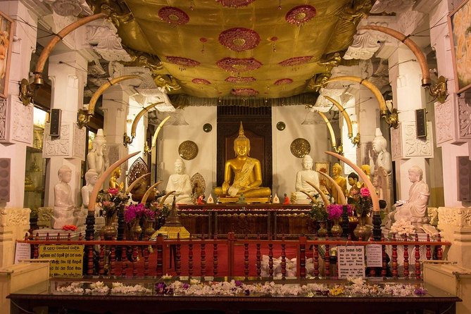 Kandy Day Trip with Tooth Relic Temple & Unique Attractions - Entering the Temple of the Sacred Tooth Relic
