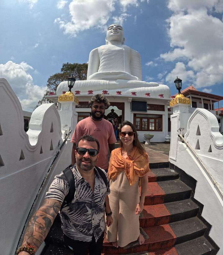 Kandy: Guided City Tour by Tuk-Tuk - Tea and herbal stops add local color, with a practical warning