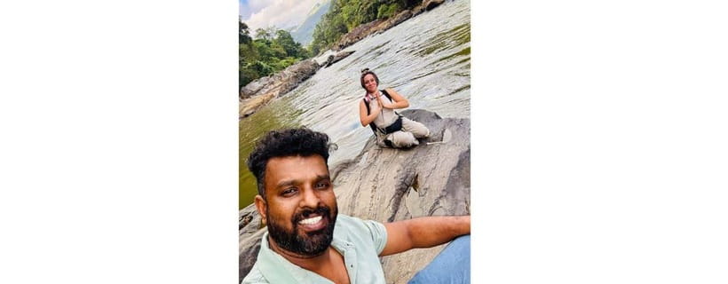 Kandy Private Guided City Day Tour by Local Tuk Tuk - Craft workshops, batik, and the shopping question