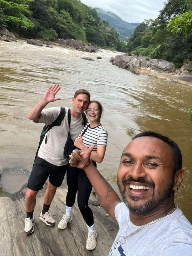 Kandy Private Guided City Tour by Tuk Tuk - Botanical gardens: the biggest optional expense