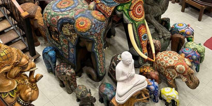 Kandy: Private Guided Tour with Local Highlights by Tuk Tuk - A local meal and useful advice for the rest of your stay