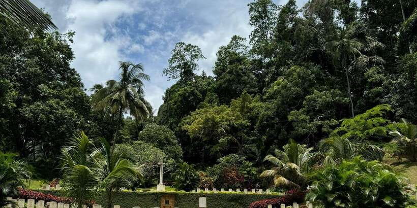 Kandy: Private Guided Tour with Local Highlights by Tuk Tuk - Starting from your Kandy hotel