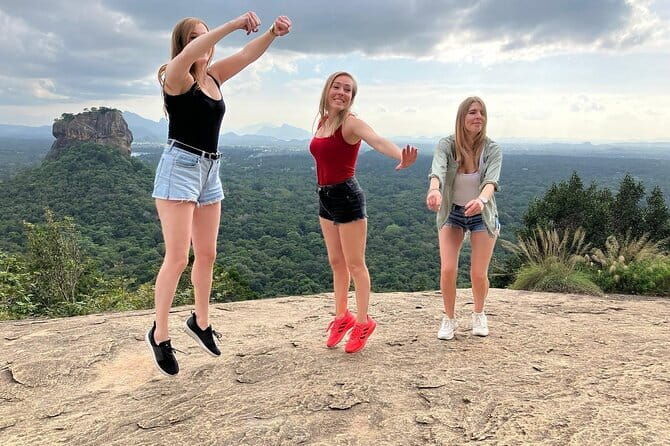 Kandy Sigiriya Rock and Village Safari Day Trip - Why this Kandy to Sigiriya day trip works