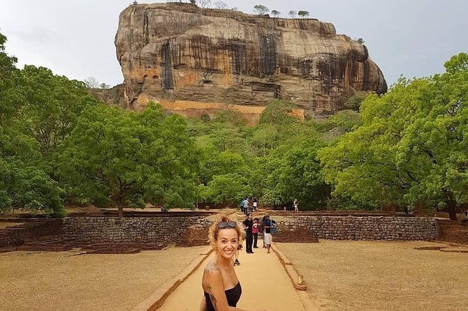 Kandy Sigiriya Rock and Village Safari Day Trip - Who should book this experience?