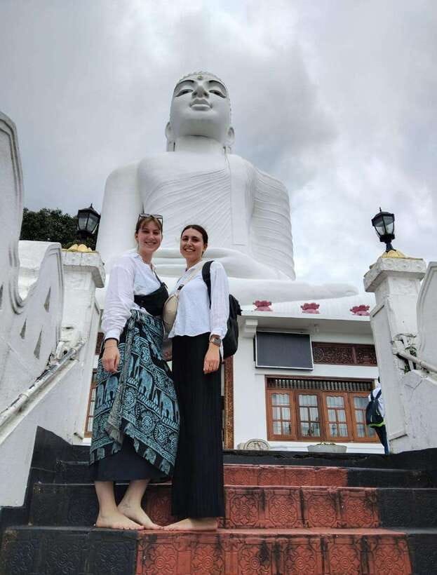 Kandy to Ambuluwawa Tuk Tuk Tour - Kandy View Point and Bahirawakanda Temple