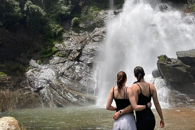 Kandy to Nuwara Eliya Private Day Tour: Tea Factory& Gregory Lake - Hakgala Botanic Gardens and the final hour