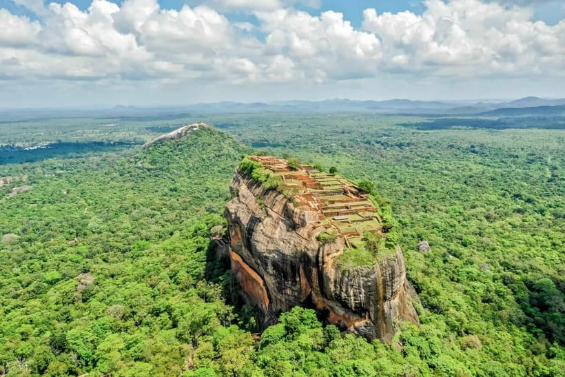 Kandy To Sigiriya Drop Tour- - Private Tour - The optional Gems Museum