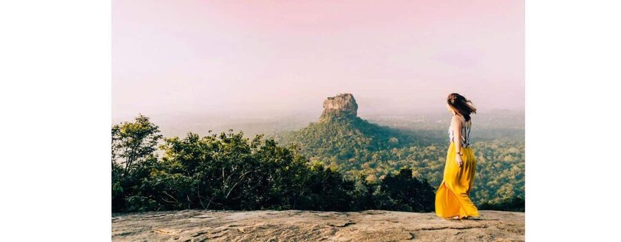 Kandy to Sigiriya Guided Day Tours by Local - Thalkote Wewa adds a quiet photo break