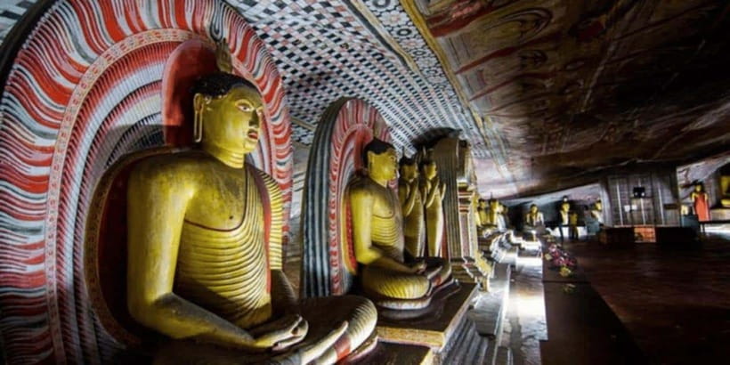 Kandy to Sigiriya Private Tour by Tuk Tuk with All Fees - Reaching Sigiriya Rock Fortress