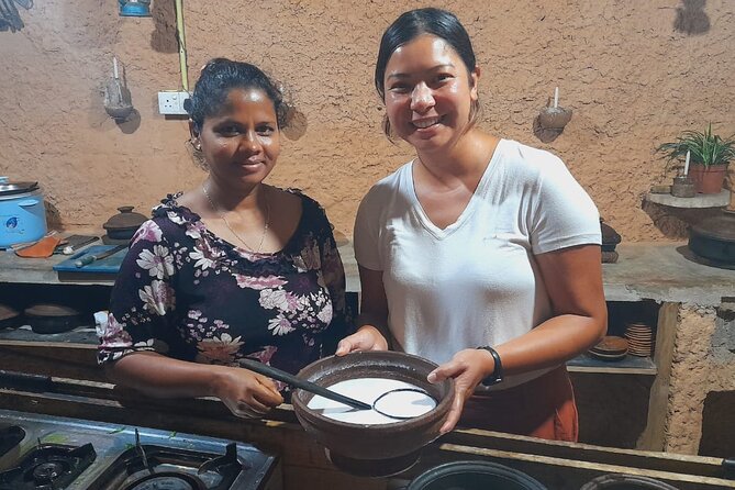 Kandy Village Cooking Class - From the city to a Kandy village kitchen