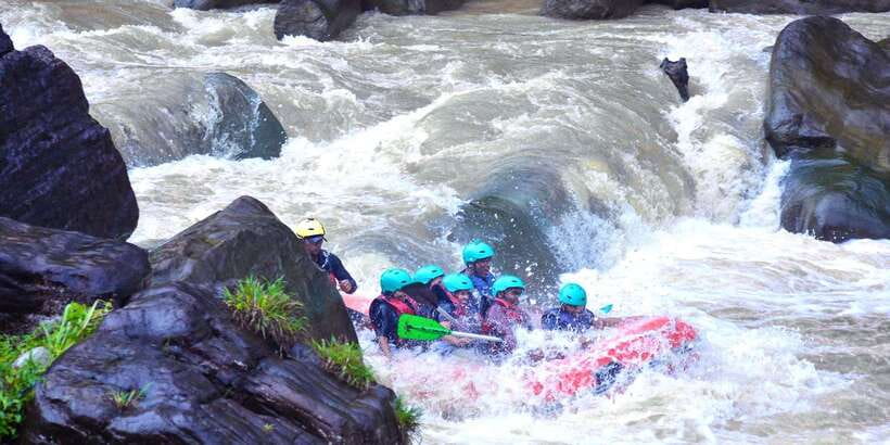 Kitulgala Thrilling White Water Rafting Adventure - The float and swim after the rapids
