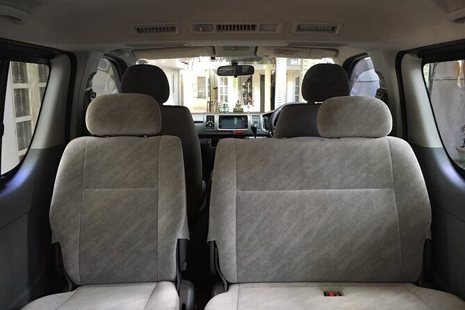 Luxury Private Van and Car Hire in Srilanka - Cars, KDH vans, and minibuses