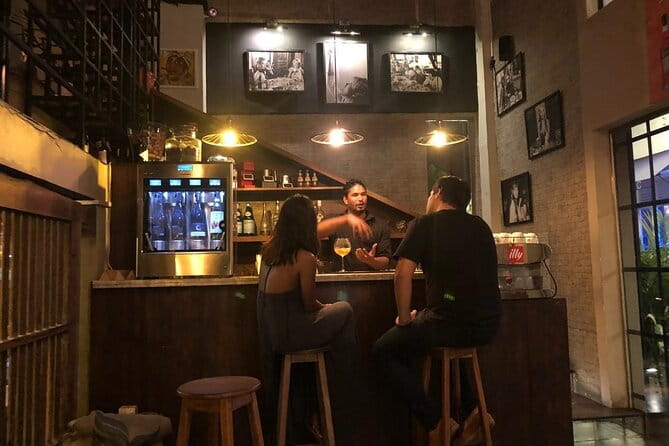 Mix it Like a Lankan in Unawatuna - What this Unawatuna cocktail class is really about