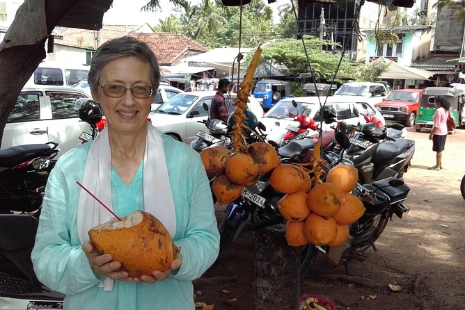 Negombo City Tour - Angurukaramulla Temple: the longest and most detailed stop