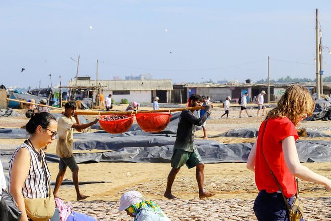 Negombo City Tour by Tuk Tuk - Browns Beach as the easy finish