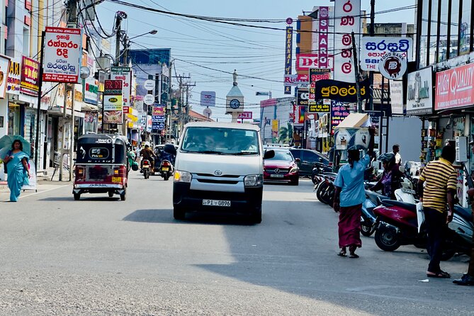 Negombo City Tour by Tuk Tuk with hotel pickup - St. Mary’s Church and the town’s grandest church interior