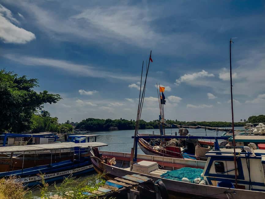 Negombo & Colombo: Full-Day Tour with Lunch - Independence Square and Colombo’s public spaces
