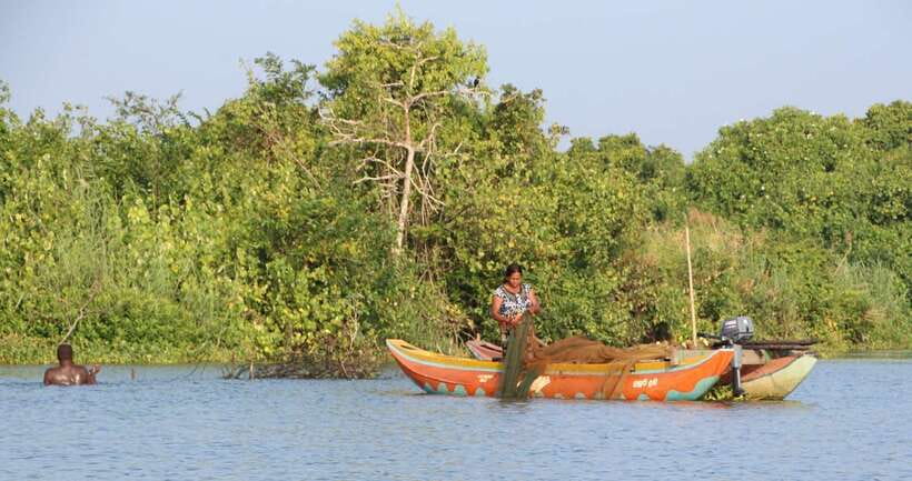 Negombo: Hamilton Canal to Colombo by Boat via Muthurajawela - Who will enjoy this experience most?