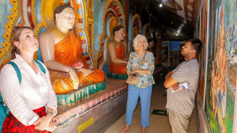 Negombo: private half day city tour with hotel transfers - Along the Dutch canal to Sea Street