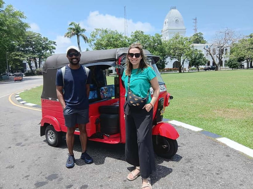 Personal Guided Colombo City Tour by Tuk Tuk - All Inclusive - What the private tuk tuk format really adds