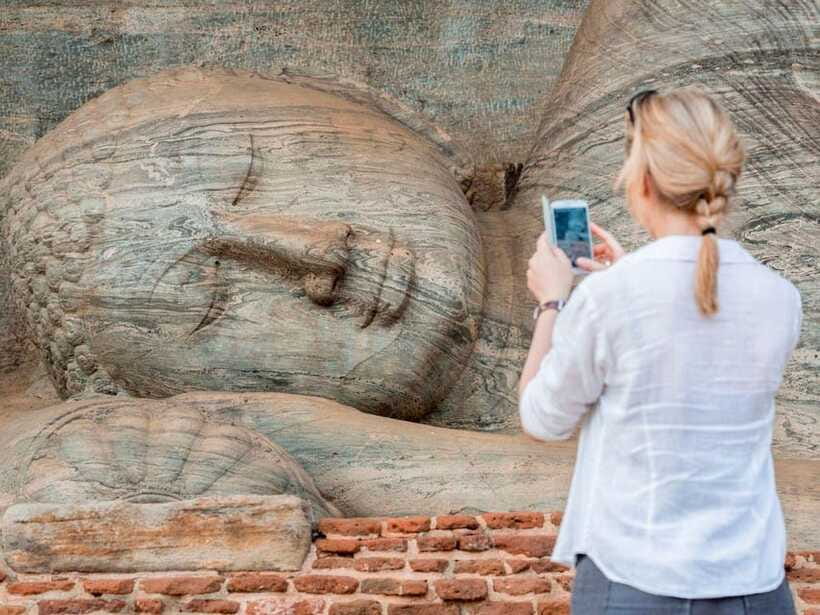 Polonnaruwa: Private Guided Cycling Tour with Hotel Pickup - Who should book this Polonnaruwa cycling tour?