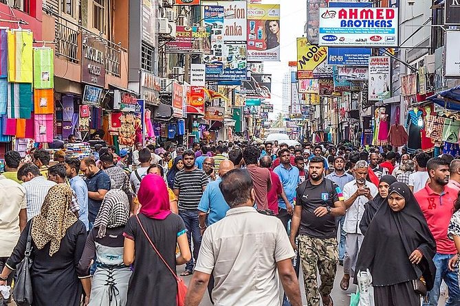 Private City tour in Colombo By tuk tuks or Cars - A guide who adjusts the day