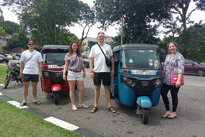 Private Colombo City Tour by Tuk Tuk - Colombo by tuk-tuk: the key points