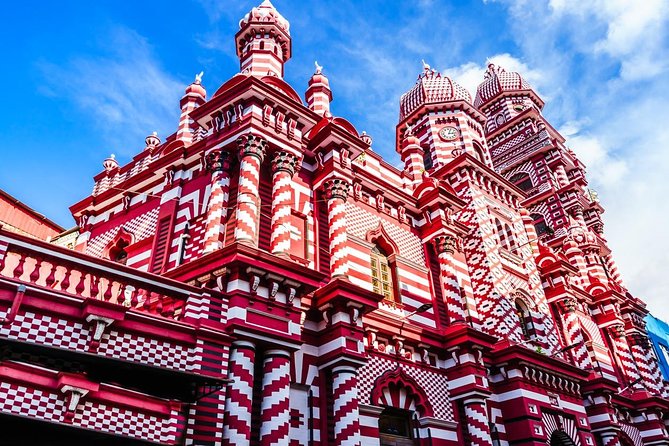 Private Colombo Sightseeing By Tuk Tuk - Jami Ul-Alfar Mosque and Colombo’s old commercial core