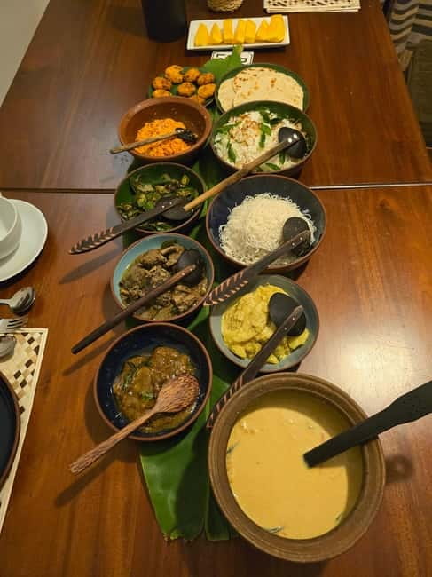 Private cooking class - Personalized classic menu - A private welcome at Sithara and Upali’s home