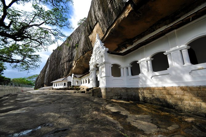 Private day tour to Sigiriya and Dambulla from Colombo - The 6:00 a.m. Start From Colombo