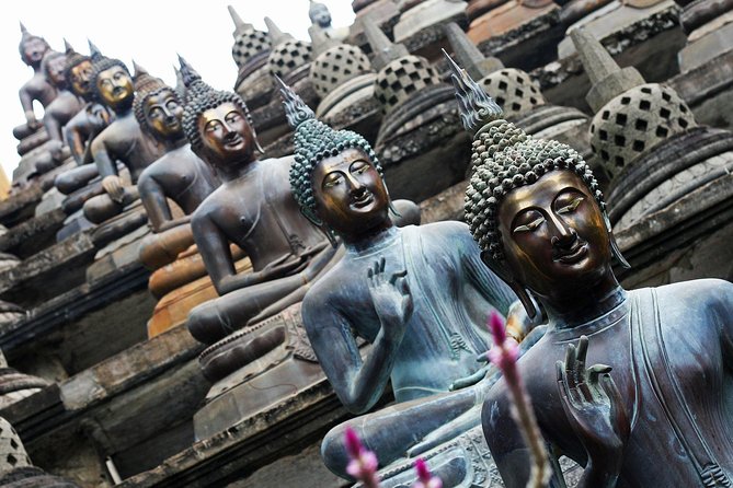 Private Half-Day Colombo City Tour - Pettah markets, where Colombo gets noisy