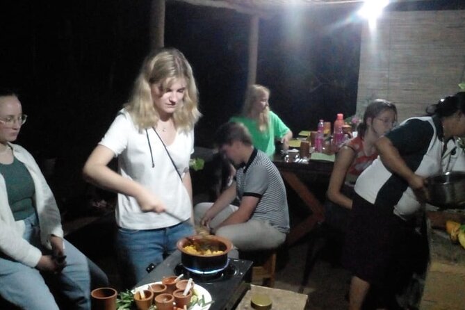 Private Kandy Authentic Cooking Class - Eating dinner in the outdoor dining hut