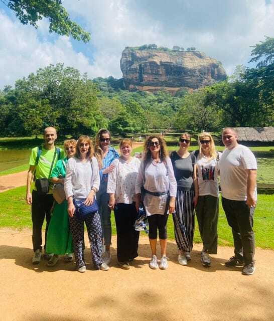 Private Kandy to Sigiriya and Minneriya Safari Day Tour - Dambulla’s cave temple and golden Buddha