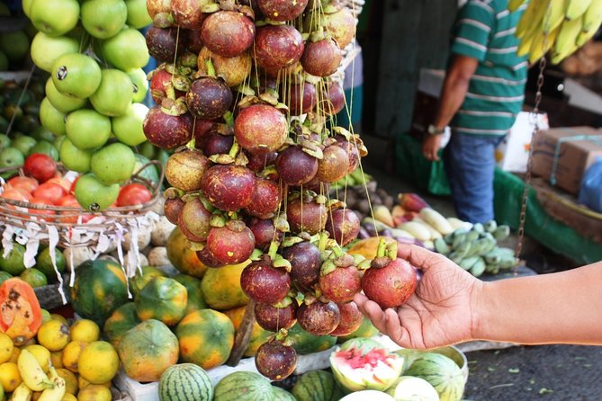 Private Market Visit and Cooking Class with Private Transfers from Kandy Hotels - Practical details that shape the day