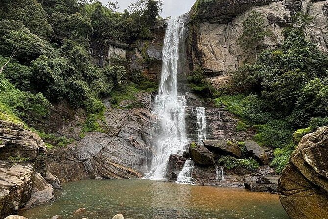 Private Multi Day Sri Lanka Tour with Chauffeur - Day 6: Coconut Tree Hill, Unawatuna, and beginner surf at Weligama