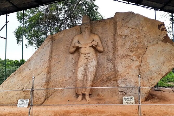 Private Polonnaruwa Sightseeing Day Tour from Sigiriya - Pothgul Vihara and the royal palace