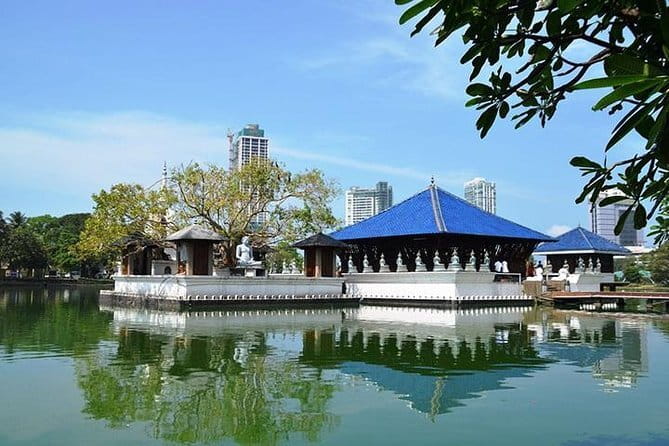 Private Tour of Colombo with Ajeet De Soyza - Dutch Hospital: colonial Colombo with a modern purpose