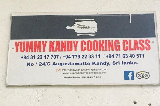 Private Traditional Sri Lankan Cooking Class in Kandy with Hotel Transfers - Meeting Chitra in Kandy