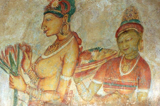 Private Trip to Sigiriya, Dambulla & safari from Colombo/ Negombo - Sigiriya Rock: the day’s main climb