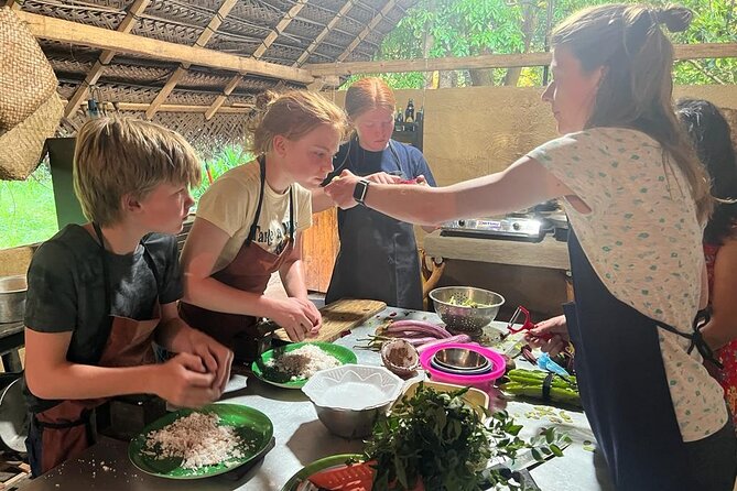 Sajee’s Place Cooking Class - Meeting Sajee and Suzy at No 92