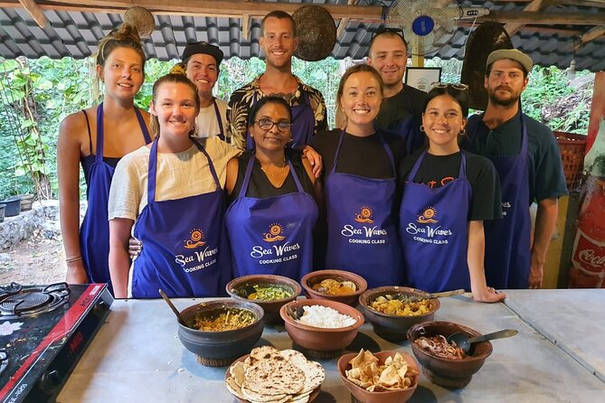 Sea waves sri lankan cooking class - From Galle’s markets to the family kitchen