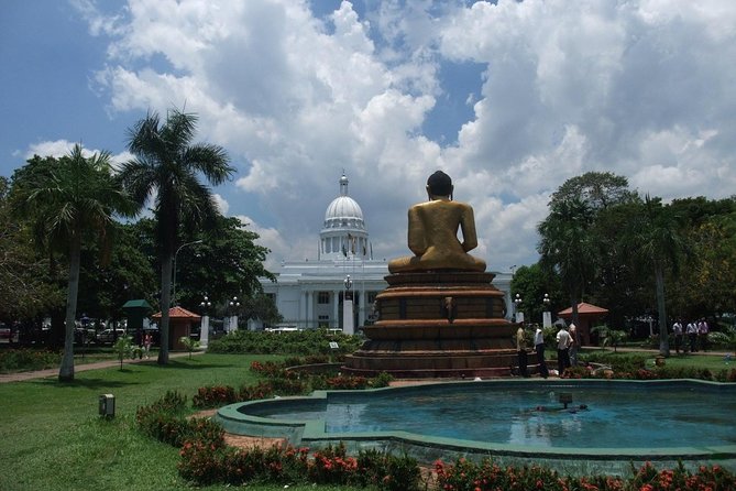 Shangri-La Colombo City Tour. - Lotus Tower: the main optional expense
