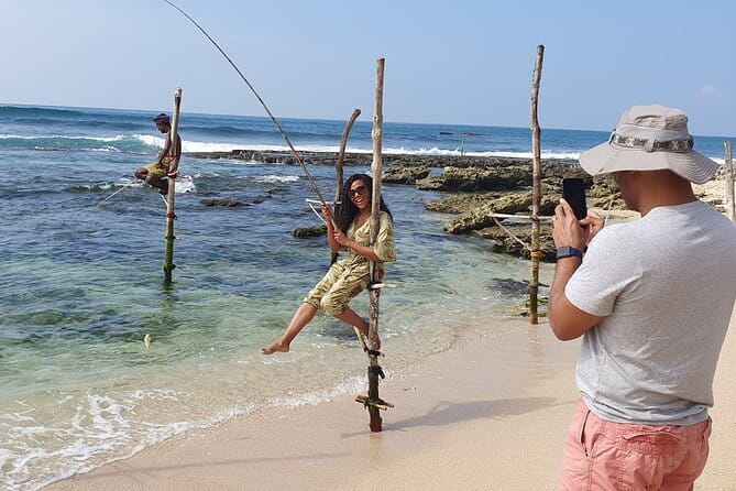 Shore Excursion Colombo Port to Mount Lavinia Beach & Colombo city For 4 - 6 Pax - Shopping without losing the day