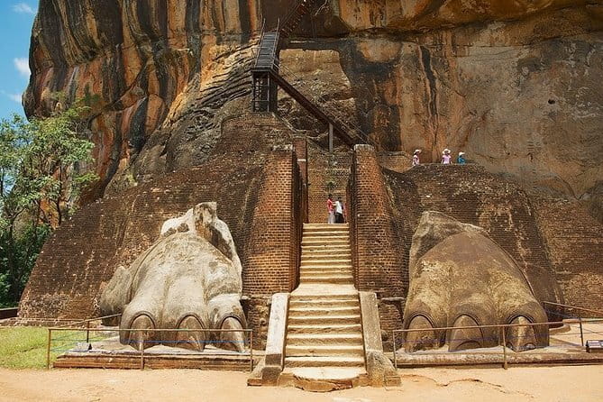 Sigiriya and Dambulla Private Full-Day Guided Tour - Key Points to Know Before You Book